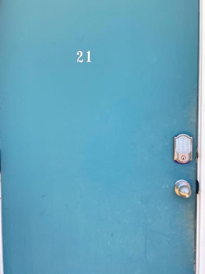 Walk To Dania Beach Christmas Getaway Pool المظهر الخارجي الصورة